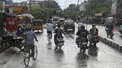 தமிழகத்தில் 13-ம் தேதி வரை மழை பெய்ய வாய்ப்பு