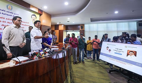 பிளஸ் 2 தேர்வு முடிவுகள் வெளியீடு: 95.03% மாணவர்கள் தேர்ச்சி!