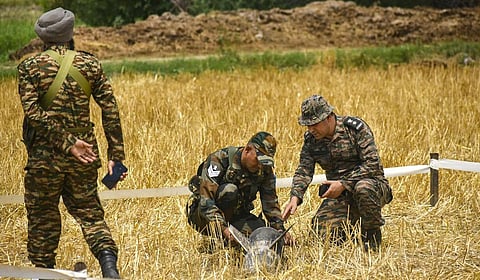 எல்லையில் ஊடுருவிய பாகிஸ்தானியர் கொலை