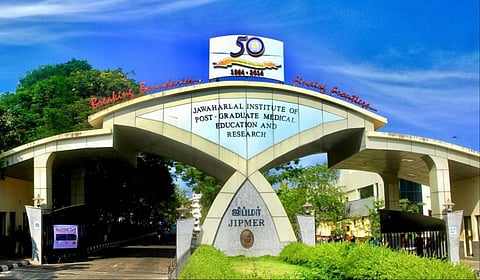 ஜிப்மர் ஊழியர்களின் விடுமுறை ரத்து: மே 13-க்குள் அனைவரும் பணியில் இணைய உத்தரவு