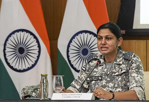 ‘இந்திய எல்லையை நோக்கி பாக். ராணுவம் துருப்புக்களை நகர்த்துகிறது’ - விங் கமாண்டர் வியோமிகா சிங்