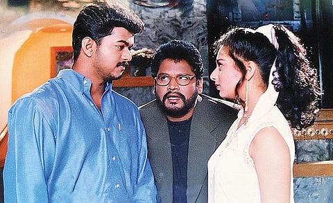 விஜய் முற்றும் தெரிந்த முனிவர்! | ப்ரியமுடன் விஜய் 23