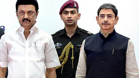 பல்கலைக்கழக துணைவேந்தர்களை நியமிக்க அரசுக்கு அதிகாரம் வழங்கும் சட்டங்களை எதிர்த்து வழக்கு