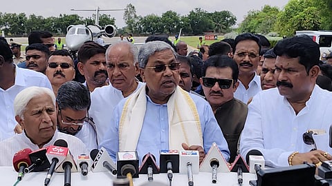 பயங்கரவாதிகள், பாகிஸ்தான் மீது இன்னும் கடும் நடவடிக்கைகளை எடுத்திருக்க வேண்டும்: சித்தராமையா