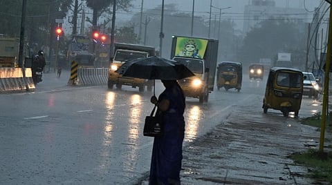 தமிழகத்தில் 12 மாவட்டங்களில் இன்று கனமழைக்கு வாய்ப்பு