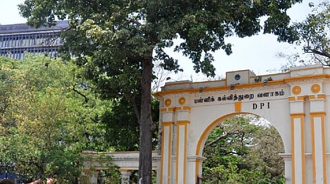 பள்ளிக்கல்வித் துறையில் அமைச்சு பணியாளர் வேலை நேரம் மாற்றம்