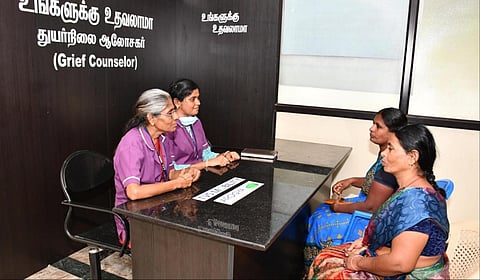 மதுரை அரசு ராஜாஜி மருத்துவமனையில் விபத்து அவசர சிகிச்சை பிரிவு மற்றும் தலைக்காய தீவிர சிகிச்சை பிரிவில் திறக்கப்படவுள்ள  துயர்நிலை ஆலோசர் உதவி மையம்