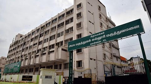 கீழ்ப்பாக்கம் அரசு மருத்துவமனையில் மின் தடையால் நோயாளிகள் அவதி