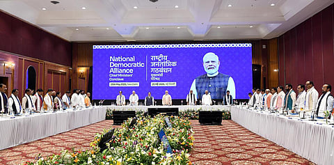 என்டிஏ முதல்வர்கள், துணை முதல்வர்கள் கூட்டத்தில் பிரதமர் மோடி தலைமையை பாராட்டி தீர்மானம்!