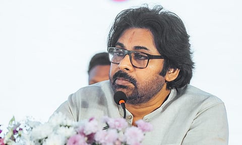 “கருணாநிதி விரும்பிய திட்டத்தை ஸ்டாலின் எதிர்ப்பது விசித்திரம்” - சென்னையில் பவன் கல்யாண் பேச்சு