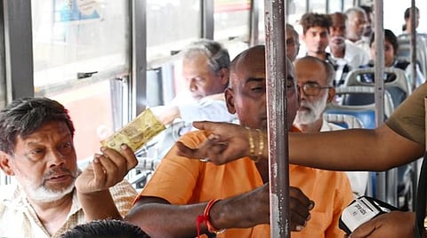 பேருந்துகளுக்கான கட்டண உயர்வு: பொதுமக்கள் கருத்து கூற அரசு அழைப்பு