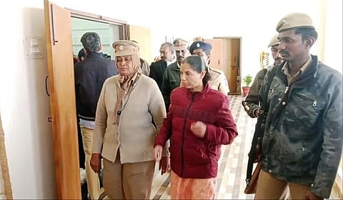 பெண் மாவோயிஸ்ட் சுந்தரி ஊட்டி நீதிமன்றத்தில் ஆஜர்படுத்தப்பட்டார்