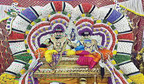 அனைத்து செல்வங்களையும் அருளும் மீஞ்சூர் ஏகாம்பரேஸ்வரர்