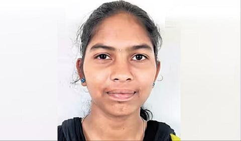 மாணவி ராஜேஷ்வரி