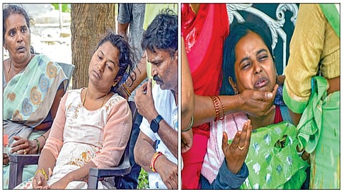 நெரிசலில் உயிரிழந்தவர்களின் உறவினர்கள் கண்ணீர் விட்டு கலங்குகின்றனர் | படங்கள்: பிடிஐ