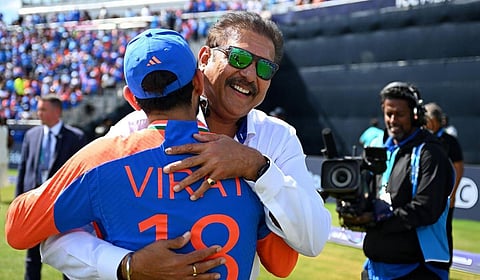 நானாக இருந்தால் விராட் கோலியிடம் கேப்டன்சியைக் கொடுத்திருப்பேன்: ரவி சாஸ்திரி