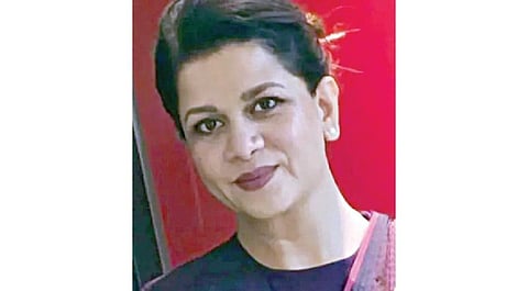 அபர்ணா மகாதிக்