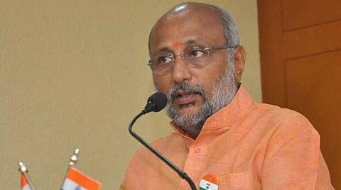 கூட்டுறவு இயக்கங்களுக்கு அரசியல் கட்சியினர் தலைவராக வரக்கூடாது: சி.பி.​ராதாகிருஷ்ணன் கருத்து