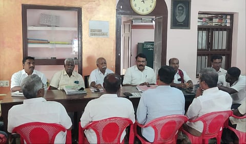 புதுச்சேரியில் வரும் ஜூலை 9ம் தேதி பந்த் போராட்டம் நடத்துவது என அனைத்து தொழிற்சங்க கூட்டத்தில் முடிவு செய்யப்பட்டது.