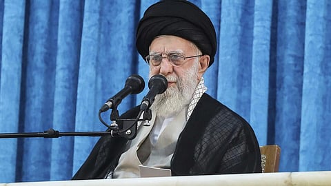 அமெரிக்கா தலையிட்டால் கடும் விளைவுகளை சந்திக்கும்: சரணடைய மறுத்து அயதுல்லா அலி கொமேனி எச்சரிக்கை