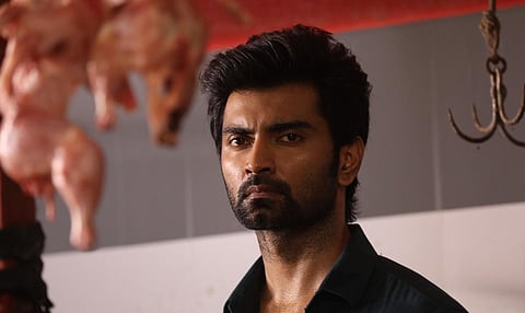 DNA விமர்சனம்: அதர்வாவின் உணர்வுபூர்வ த்ரில்லர் அனுபவம் எப்படி?