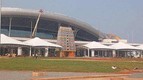 போர் பதற்றம்: திருச்சியில் இருந்து துபாய், சார்ஜா செல்லும் விமான சேவைகள் ரத்து