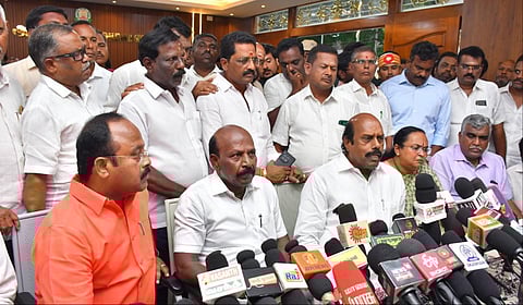 வேலூரில் அமைச்சர் மா.சுப்பிரமணியன் செய்தியாளர்களைச் சந்தித்தார் | படங்கள்: வி.எம்.மணிநாதன்