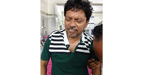 பாதிக்கப்பட்ட ஆசிரியர்