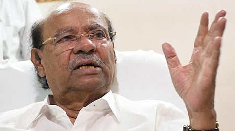 கருணாநிதி தலைமை வகித்தபோது ஸ்டாலின் முணுமுணுக்கவில்லை: அன்புமணியை சுட்டிக்காட்டி ராமதாஸ் விமர்சனம்