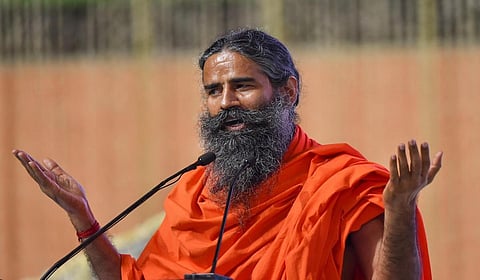 உணவுமுறை, எண்ணம் சரியாக இருந்தால் 100 ஆண்டுகளுக்கு மேலும் மனிதர்கள் வாழலாம்: ராம்தேவ் கருத்து