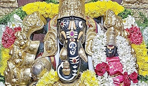 சோதனைகளை சாதனையாக்கும் ஸ்ரீ வரசித்தி வல்லப விநாயகர்