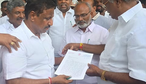 புதுச்சேரிக்கு மாநில அந்தஸ்து கோரி சுயேச்சை எம்எல்ஏ நேரு ராஜினாமா!