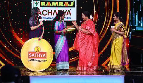 ஜேம்ஸ் வசந்தன் இசையில் பாடும் ‘பக்தி சூப்பர் சிங்கர்’ அபிராமி