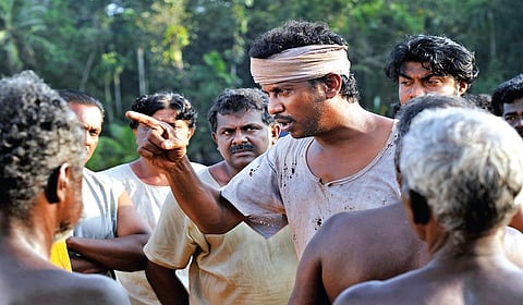 தொப்புள் கொடி உறவுக்கு ‘வீர வணக்கம்’ - இயக்குநரின் குரல்