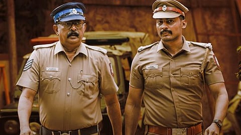 ‘சரண்டர்’ படத்துக்காக போலீஸ் ஸ்டேஷன் செட்!
