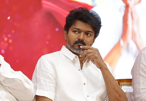 போலீஸ் விசாரணையின்போது உயிரிழந்தவர்கள் குடும்பத்துடன் தவெக தலைவர் விஜய் சந்திப்பு