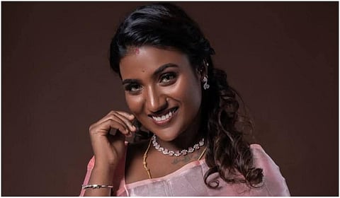 புதுச்சேரியில் மாடலிங் செய்து வந்த இளம்பெண் தற்கொலை: போலீஸார் தீவிர விசாரணை