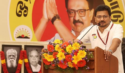 அரசியலில் அப்பா - மகன் உறவு மிக முக்கியம்: துணை முதல்வர் உதயநிதி ஸ்டாலின் கருத்து