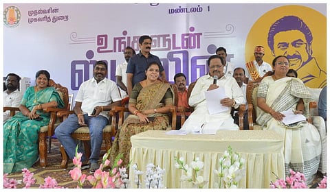 ''பொதுமக்கள் அளிக்கும் மனுக்கள் அப்படியே உள்ளன'' - அதிகாரிகள் மீது துரைமுருகன் ஆதங்கம்