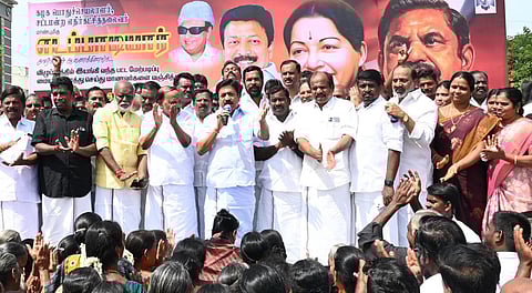 விழுப்புரத்தில் அதிமுக சார்பில் நடைபெற்ற கண்டன ஆர்ப்பாட்டத்தில் பேசிய முன்னாள் அமைச்சர் சி.வி.சண்முகம்.