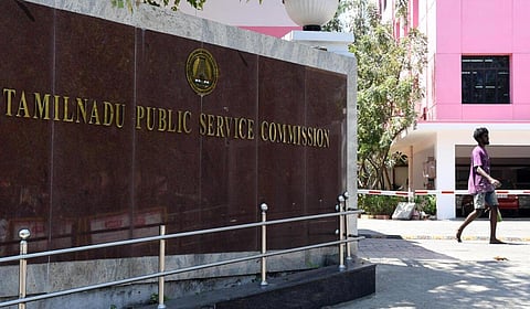 குரூப்-4 தேர்வு விடைத்தாள் கட்டுகள் பாதுகாப்பாக எடுத்துவரப்பட்டன: டிஎன்பிஎஸ்சி தேர்வு கட்டுப்பாட்டு அலுவலர்