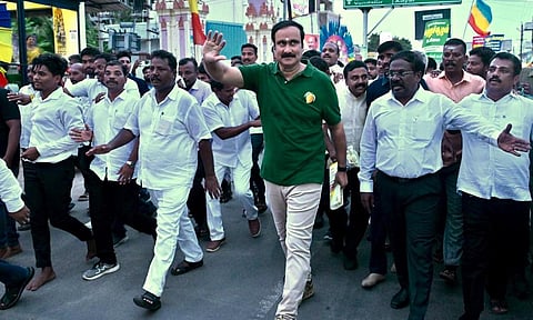 அன்புமணி நடைபயணத்துக்கு காவல் துறை தடையா? - சலசலப்பும் பின்னணியும்