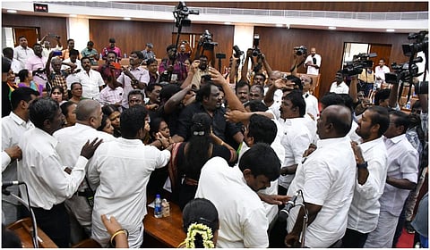 படம்: எஸ்.கிருஷ்ணமூர்த்தி.