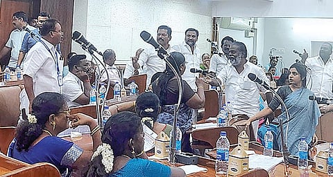 மதுரை பிரச்சினைகளை டெல்லியில் அவர் என்றாவது பேசியுள்ளாரா? - சு.வெங்கடேசனுக்கு எதிராக கொந்தளித்த மேயர், கவுன்சிலர்கள்