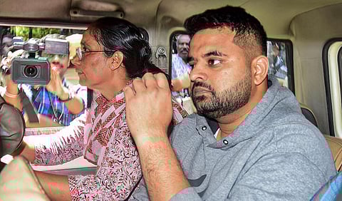 பாலியல் வன்கொடுமை வழக்கில் பிரஜ்வல் ரேவண்ணா குற்றவாளி என தீர்ப்பு