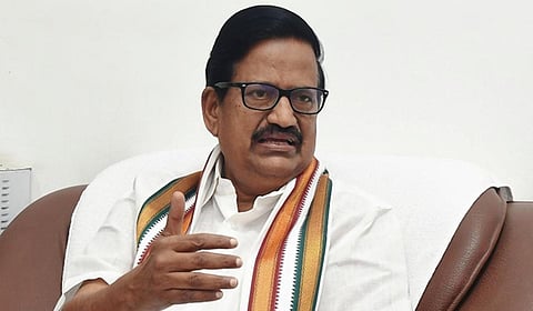 சென்னை மாநகர காவல் ஆணையர் கடவுளா? - காங்கிரஸ் முன்னாள் தலைவர் கே.எஸ்.அழகிரி கேள்வி