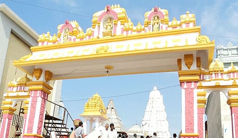 பத்மாவதி தாயார் கோயிலில் வரலட்சுமி விரத ஏற்பாடு தீவிரம்