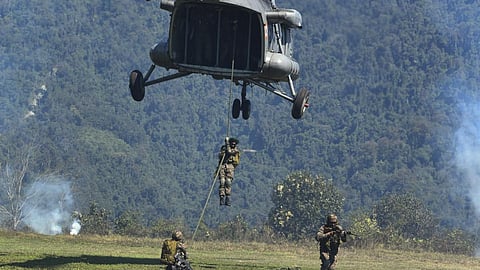 பாதுகாப்பு தளவாட உற்பத்தி சாதனை அளவாக ரூ.1.51 லட்சம் கோடியாக உயர்வு