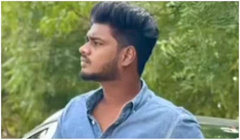 புதுச்சேரி ரெஸ்டோபாரில் சென்னை கல்லூரி மாணவர்களை கத்தியால் குத்திய பவுன்சர்: ஒருவர் பலி