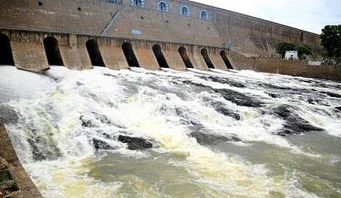 மேட்​டூர் அணைக்கு நீர்வரத்து 9,200 கனஅடி​யாக சரிவு